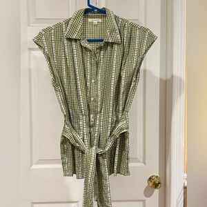 NWOT Max Studio Olive Button Down Shirt small